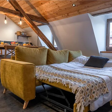 Superbe Loft - Situ Sur La Place Apartment *