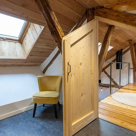 Apartment Superbe Loft - Situ Sur La Place